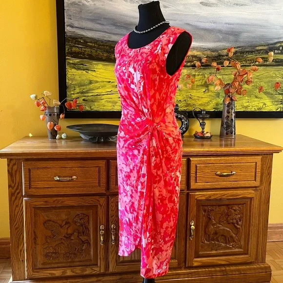 🌷 Tahari Pink and Red Ruched Sheath Midi Dress - NWT - Picture 2 of 9